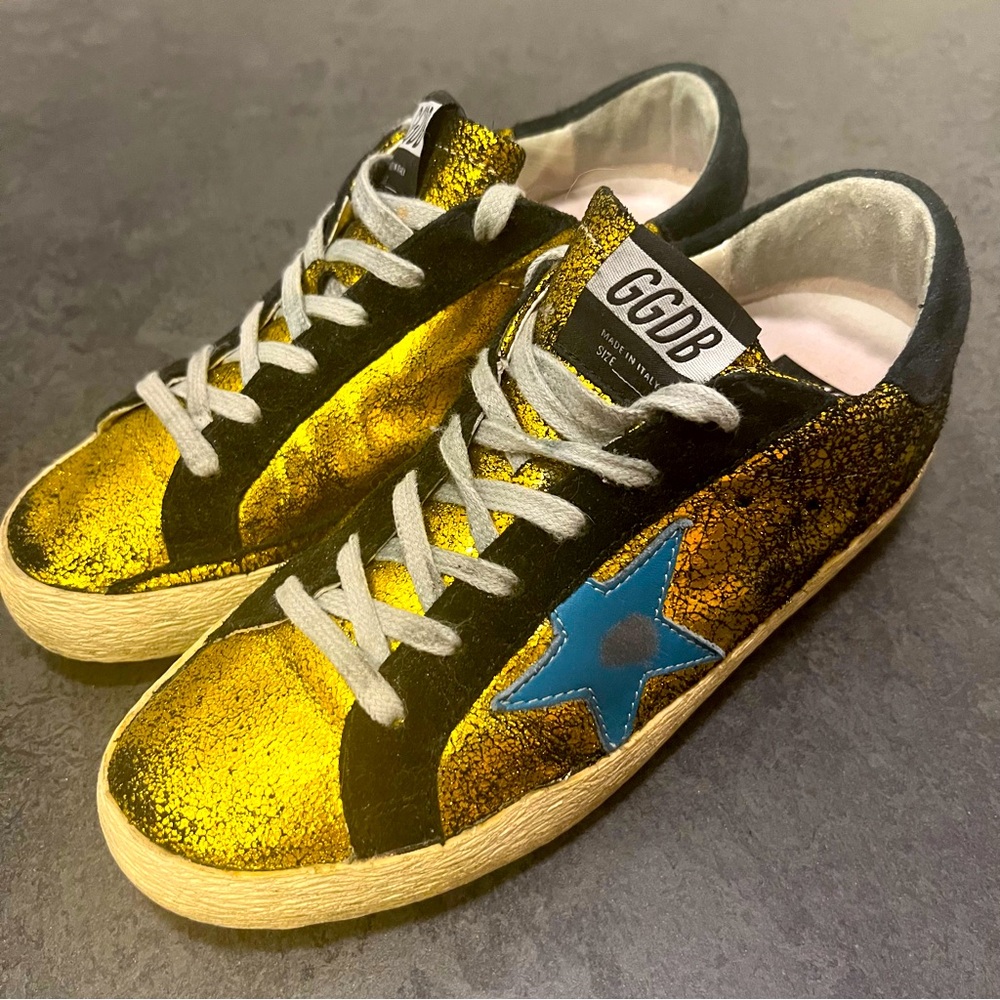 *VERY RARE* Golden Goose Superstar Sneakers